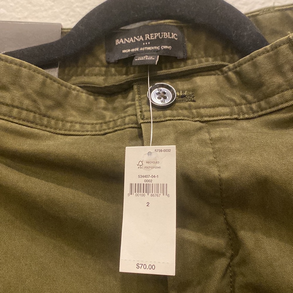 Banana Republic High Rise Chino Pants | Color Olive | Size 2 | NWT